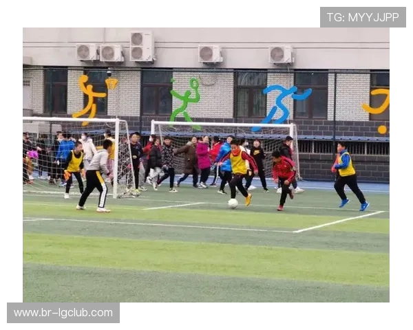 海亮足球装备全方位升级全面助力青少年校园体育运动表现提升持续